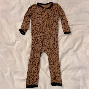 Kyte BABY long sleeve romper small leopard 18-24M